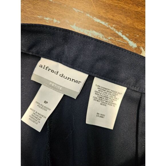 Alfred Dunner Navy Embroidered Capri Pants Womens SZ 8P Butterfly Floral - Picture 6 of 8